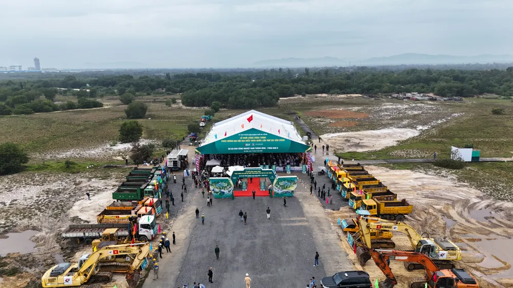 Dự án đầu tư xây dưng và kinh doanh kết cấu hạ tầng Phân khu B - Khu công nghiệp Nam Thăng Bình. Ảnh: NGUYỄN CƯỜNG