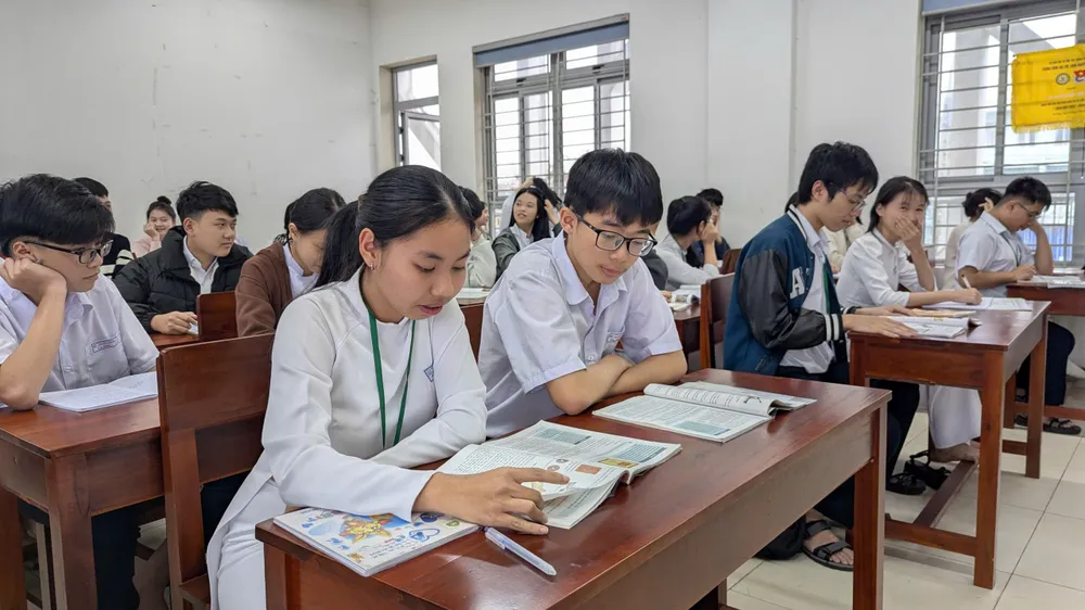 Trường THPT Nguyễn Văn Thoại (7).jpg