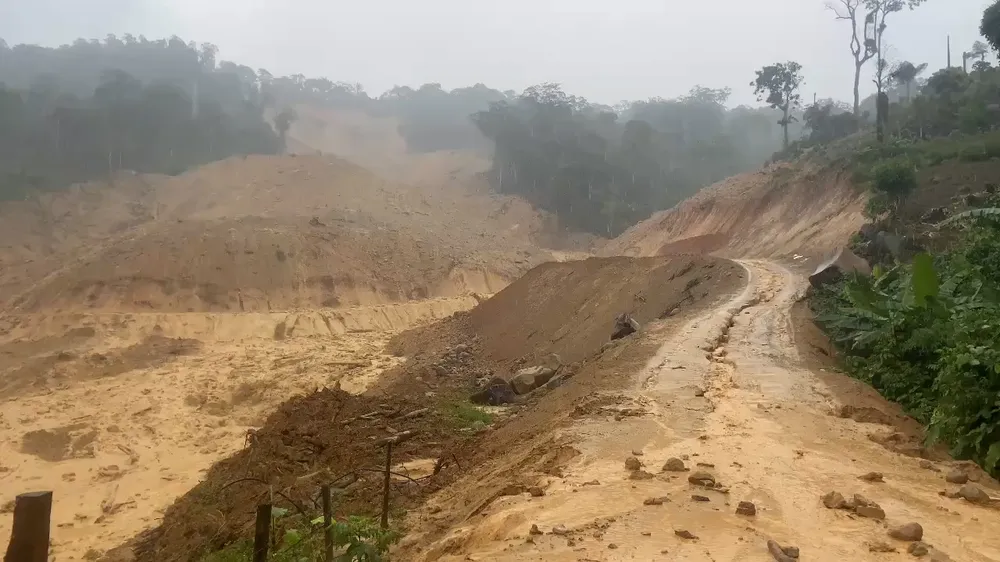 Hiện trường vụ sạt lở