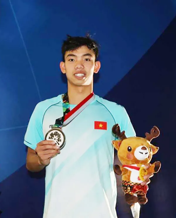 Bơi lội: Đoạt HCB 1.500m tự do, Huy Hoàng tiếp tục xô ngã kỷ lục Đông Nam Á ảnh 3