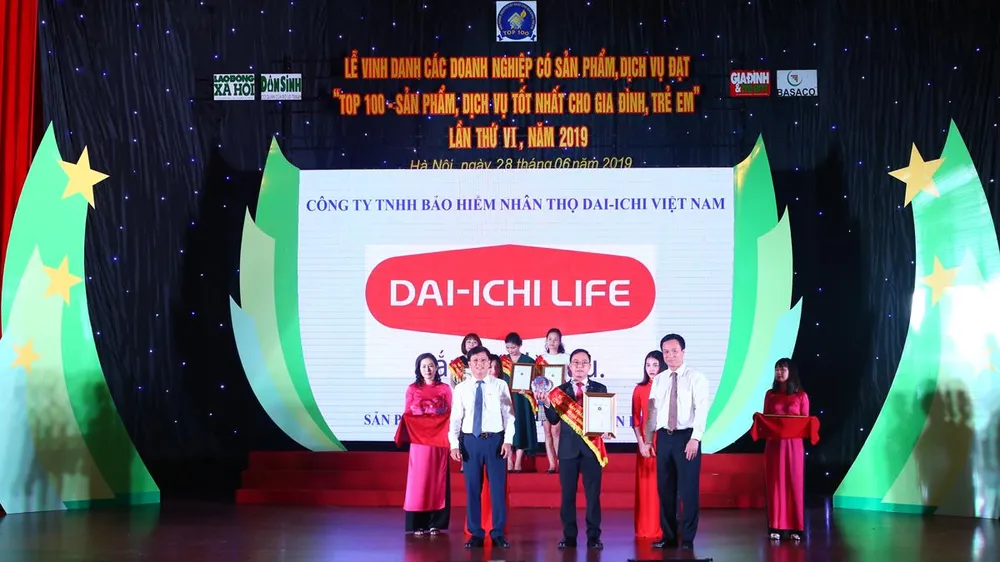 Công ty Bảo hiểm Nhân thọ Dai-ichi Việt Nam được vinh danh