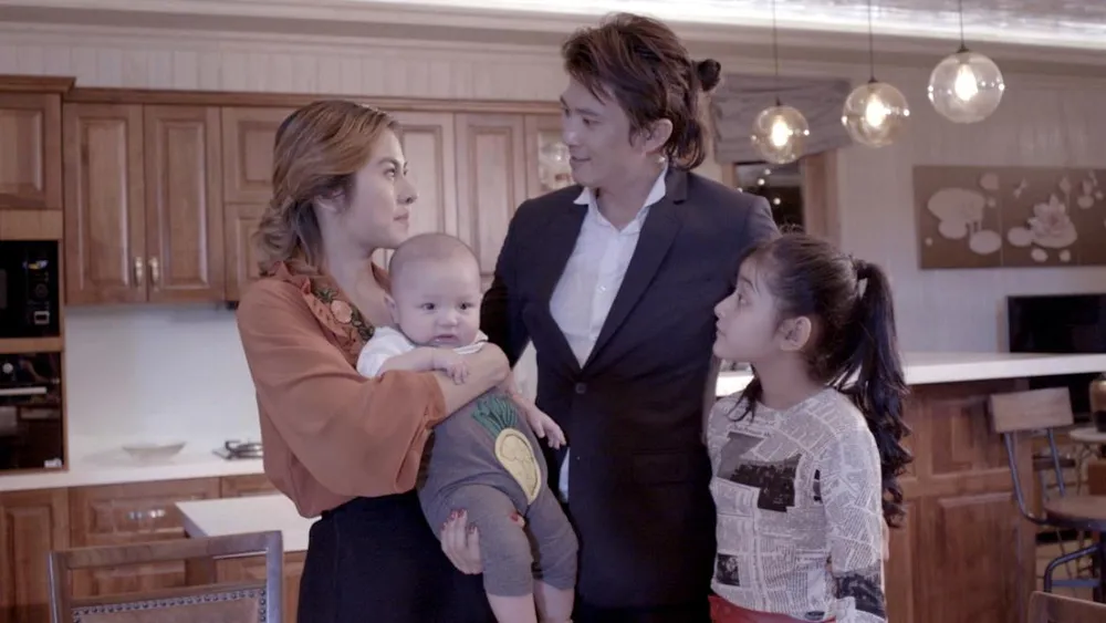 'Tìm chồng cho mẹ' với câu chuyện về những bà mẹ đơn thân