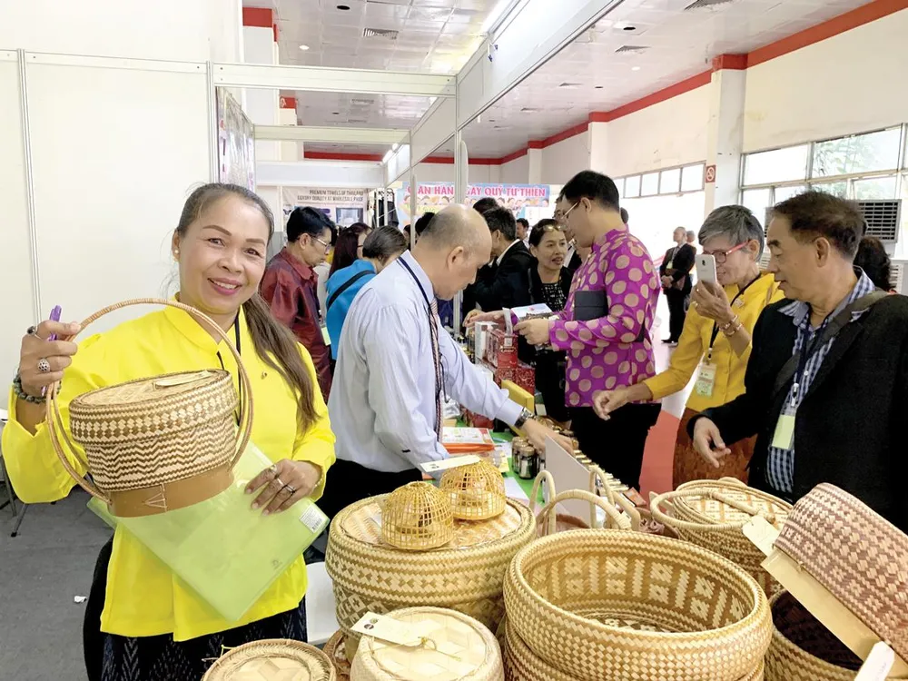 Phát triển bền vững sản phẩm “Made in Thailand” qua hệ thống trường đại học ảnh 1