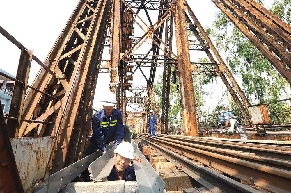 Cổ như ngành hỏa xa ảnh 5