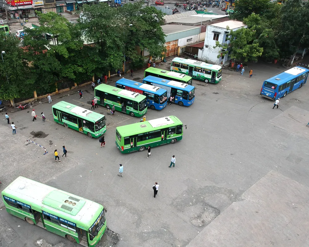 Xe buýt giảm sức hút ảnh 1