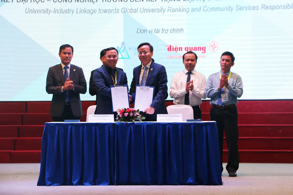 TPHCM tăng cường hợp tác “ba nhà” để phát triển đô thị thông minh ảnh 2