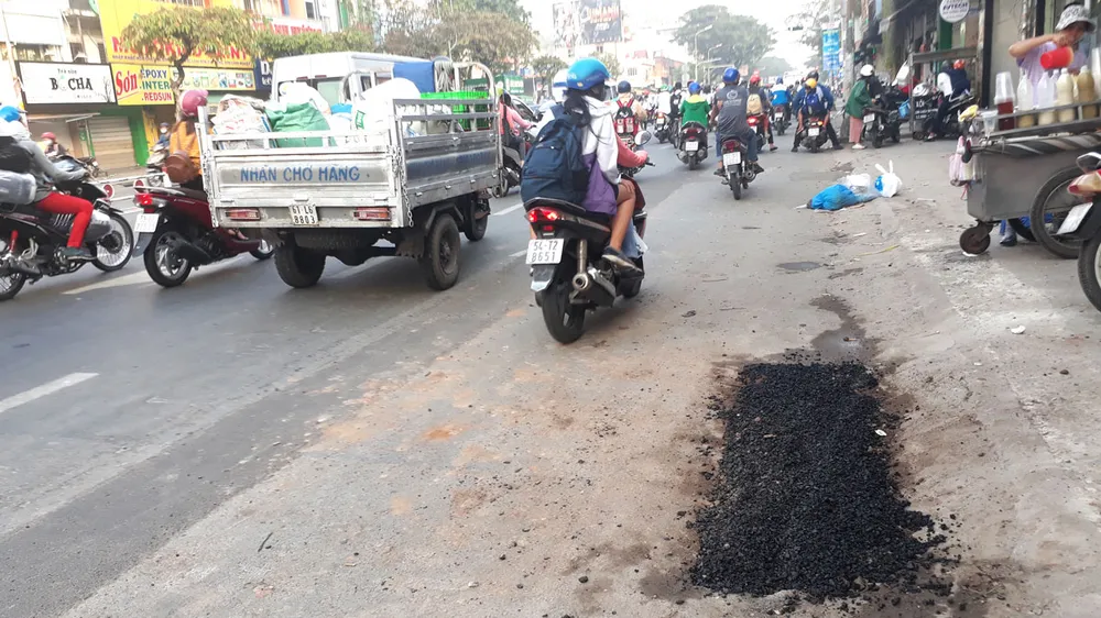 Không dung túng việc tái lập mặt đường cẩu thả ảnh 1