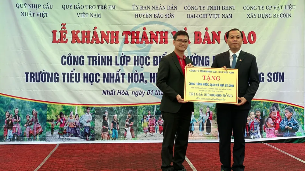 Dai-ichi Việt Nam bàn giao hệ thống nước sạch