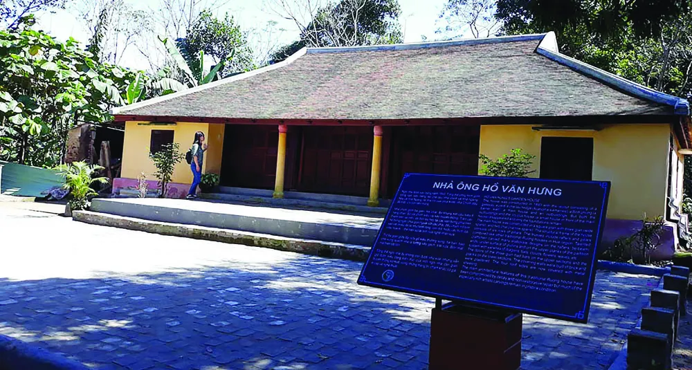 Hồn Việt trong nhà vườn ảnh 2