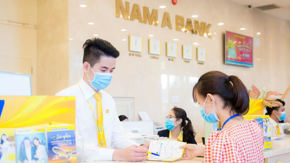 Nhân viên ngân hàng Nam A phòng tránh virus Corona ảnh 3