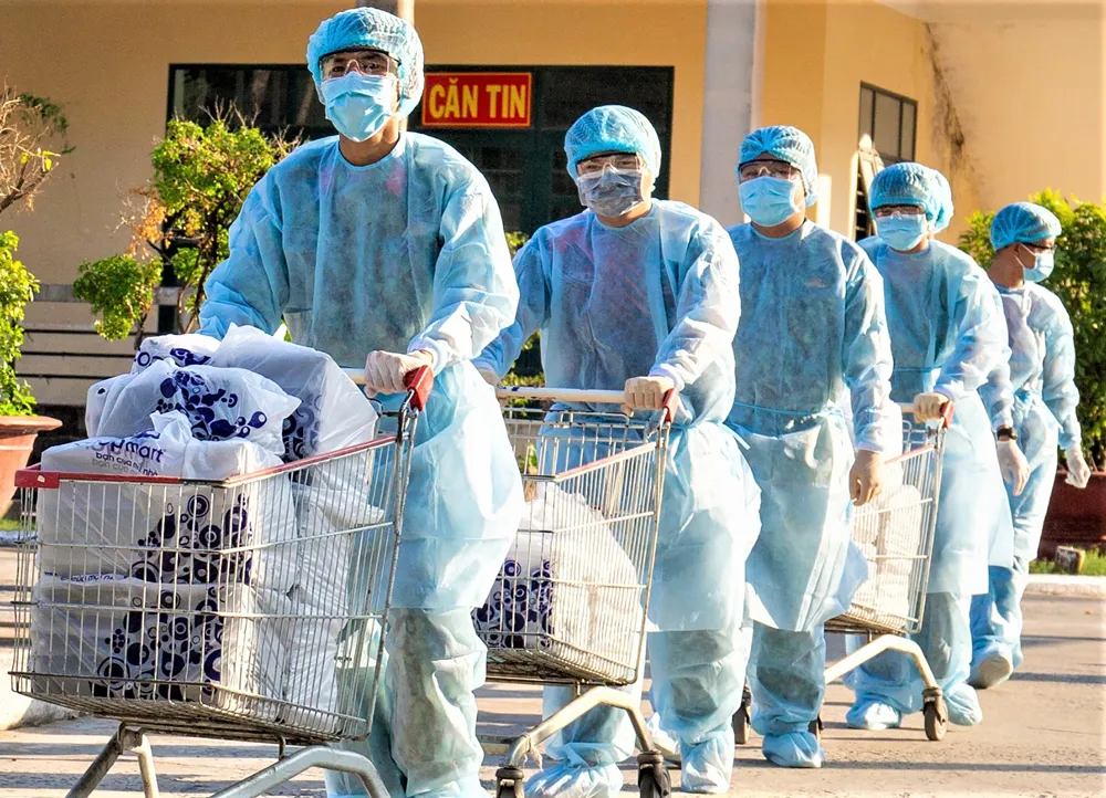 Chuyện về người lính ở khu cách ly ảnh 1