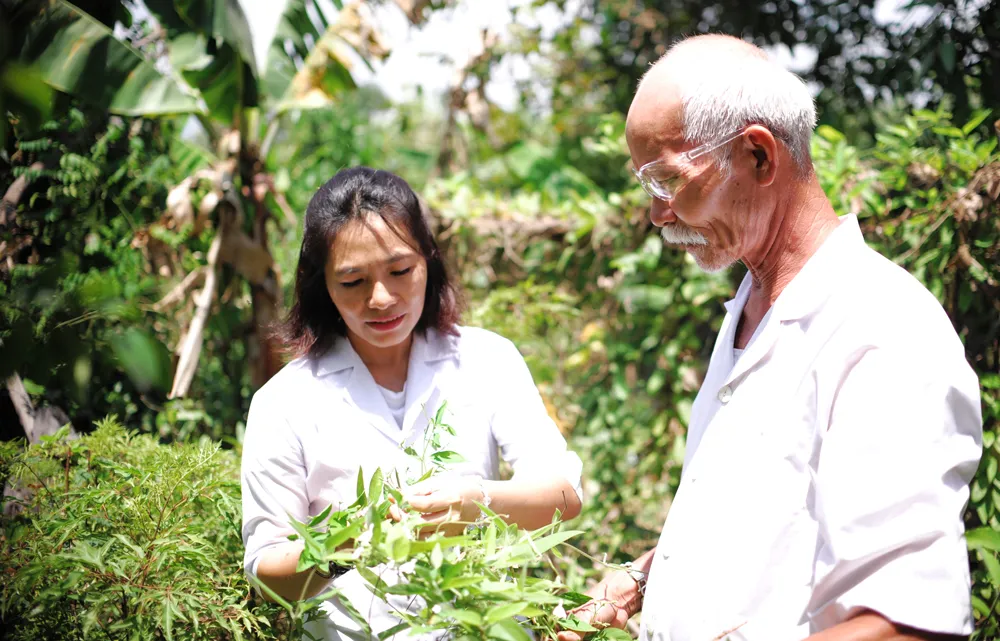 Người lưu giữ bài thuốc quý cho đời ảnh 1