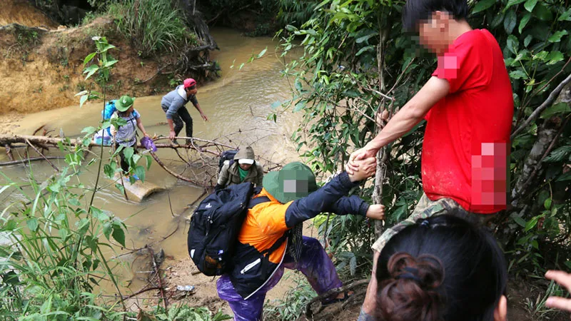 Rủi ro lập nhóm du lịch qua mạng ảnh 1