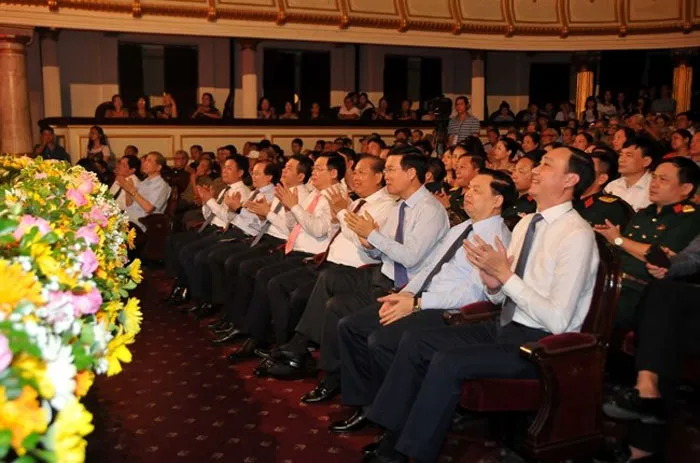 Đặc sắc chương trình nghệ thuật “Màu hoa đỏ” lần thứ 13 ảnh 1