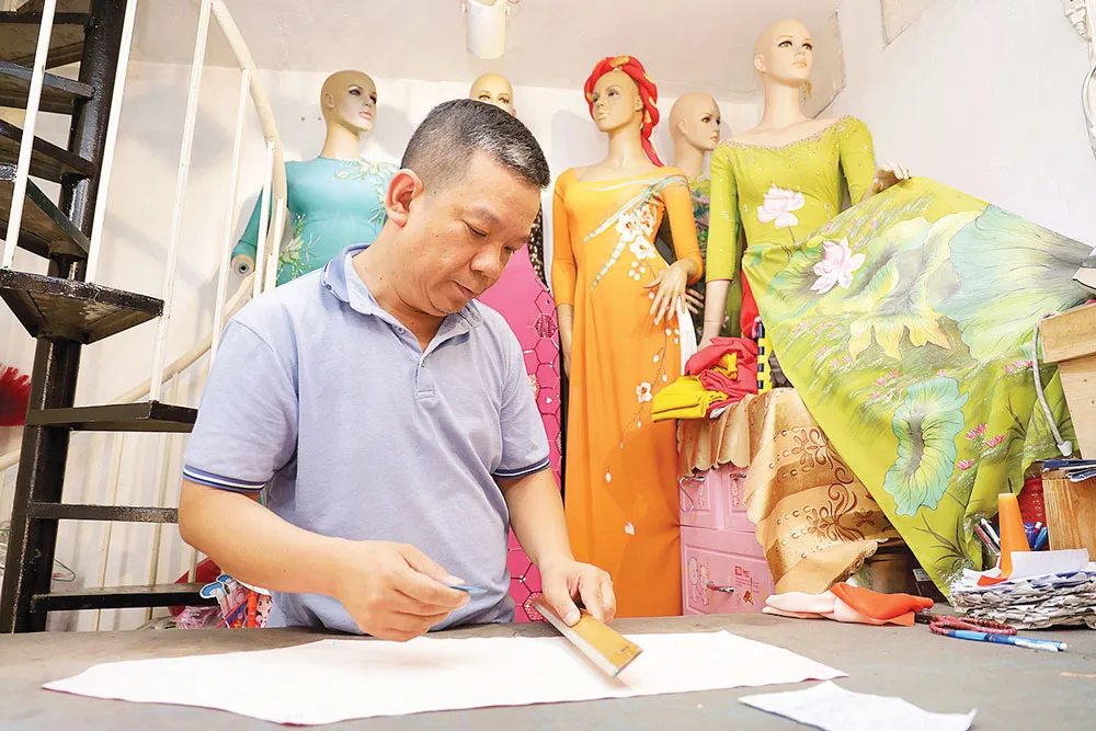 Hành trình bảo tồn di sản Áo dài ảnh 1