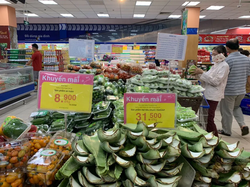 Hàng hóa thiết yếu được các hệ thống phân phối gia tăng dự trữ