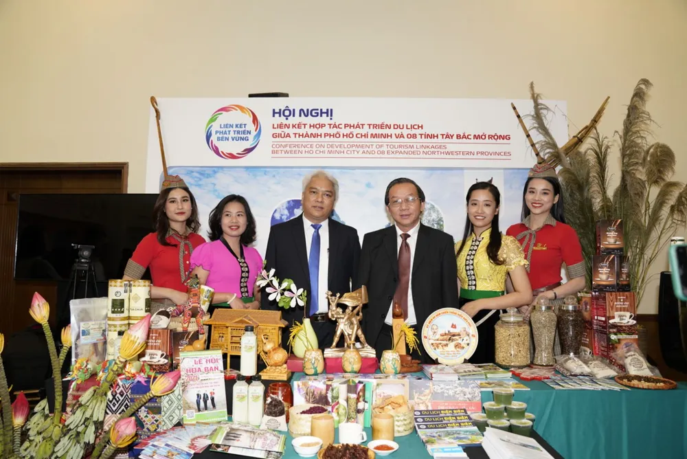 Vietjet cùng liên kết du lịch TPHCM với Tây Bắc, Đông Bắc và miền Trung ảnh 3