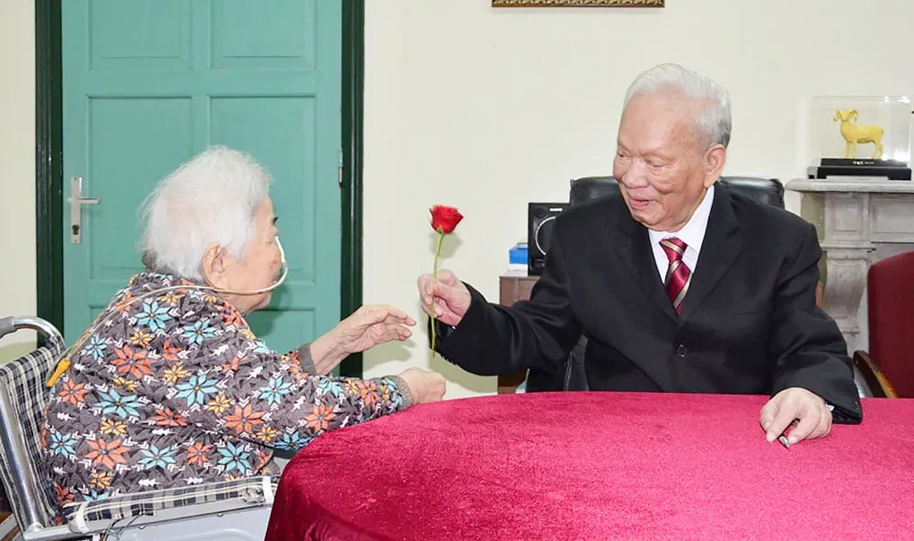 Đại Tướng Lê Đức Anh và phu nhân