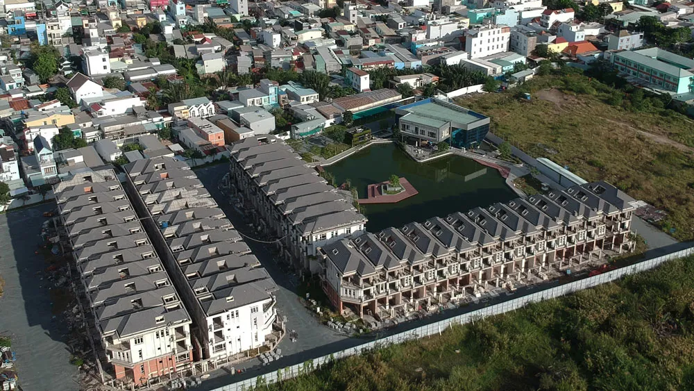 Tháo gỡ ách tắc hàng ngàn dự án bất động sản ảnh 1