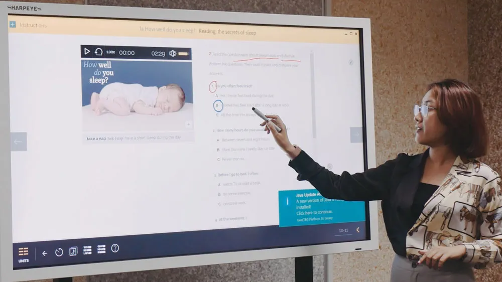 Giảng viên Trường ĐH Mở TPHCM dạy online môn ngoại ngữ