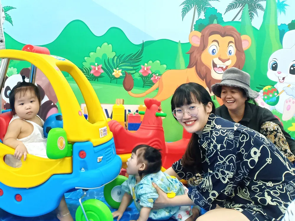 Khủng hoảng theo con ảnh 1