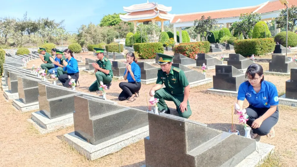 Ngày hội "Tuổi trẻ hành động vì biển, đảo quê hương"  ảnh 3