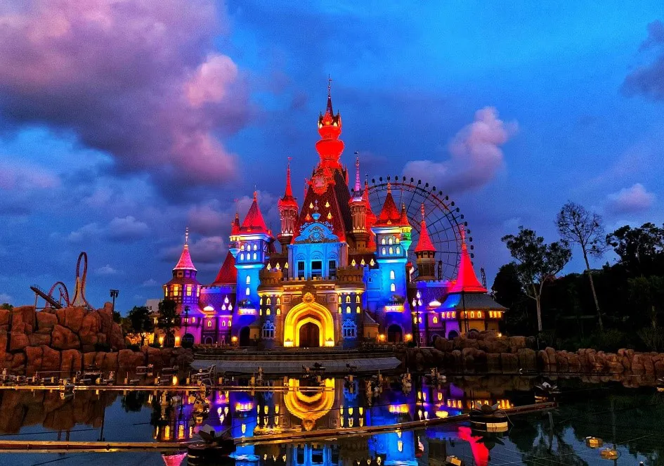 Sắp chính thức công diễn 3 show diễn triệu đô tại Phú Quốc United Center ảnh 2