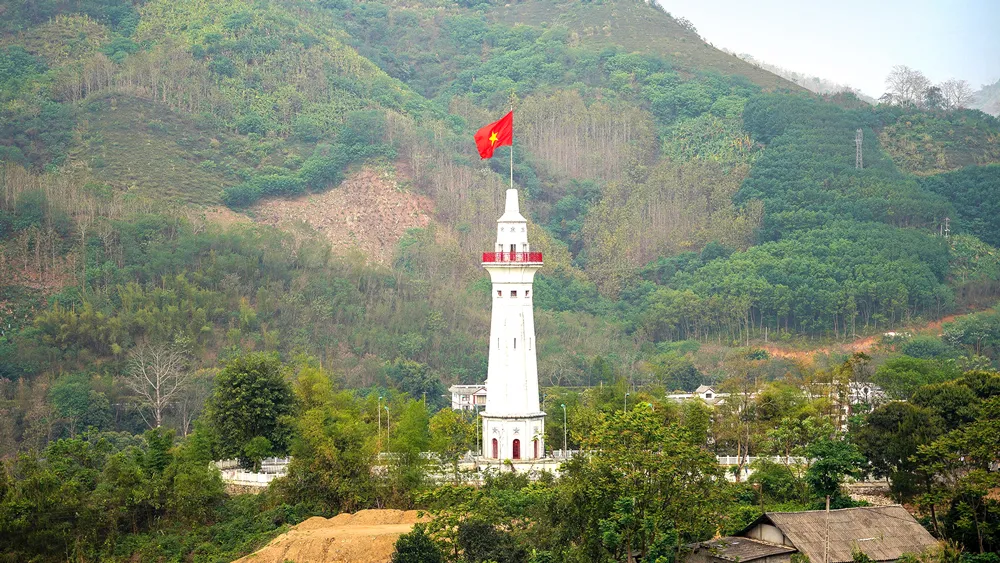 Nơi con sông Hồng chảy vào đất Việt ảnh 2