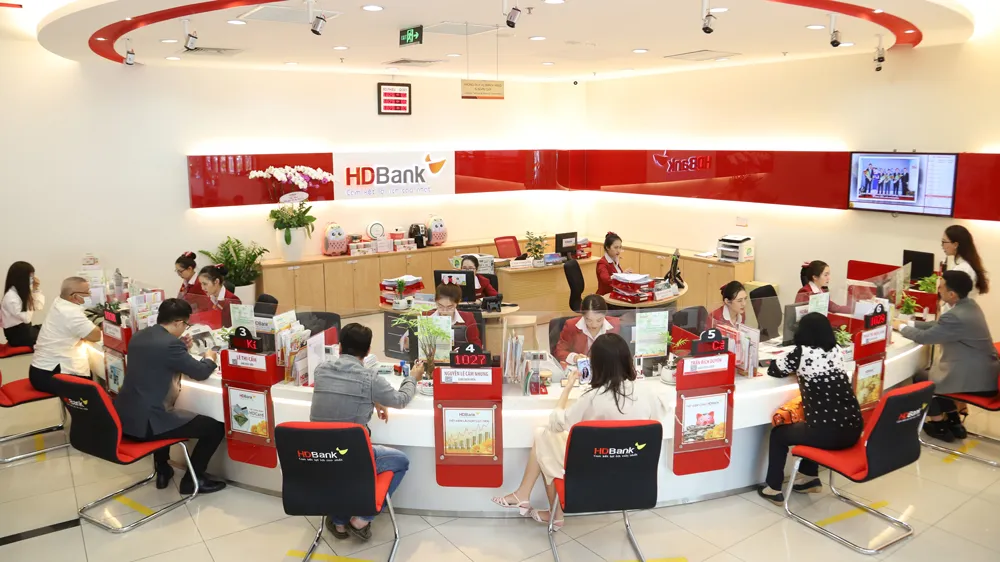 Quý 1 HDBank lãi trên 2.100 tỷ đồng, tăng 68%, thu dịch vụ tăng cao ảnh 1