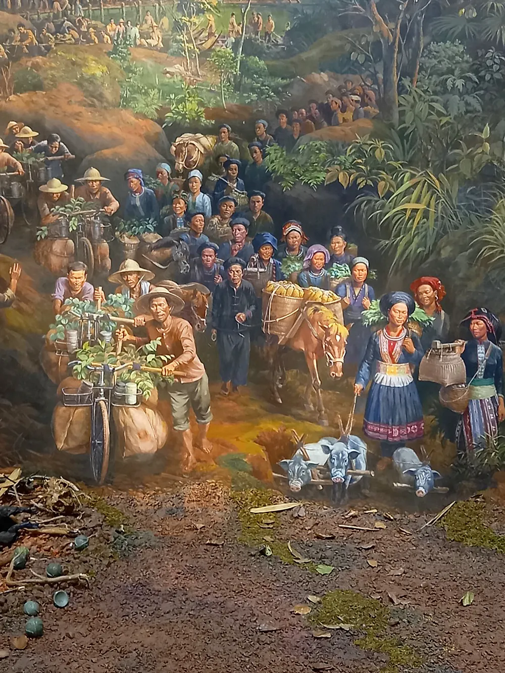 Bức tranh tròn “Điện Biên Phủ”: Dấu ấn mới của mỹ thuật Việt ảnh 1