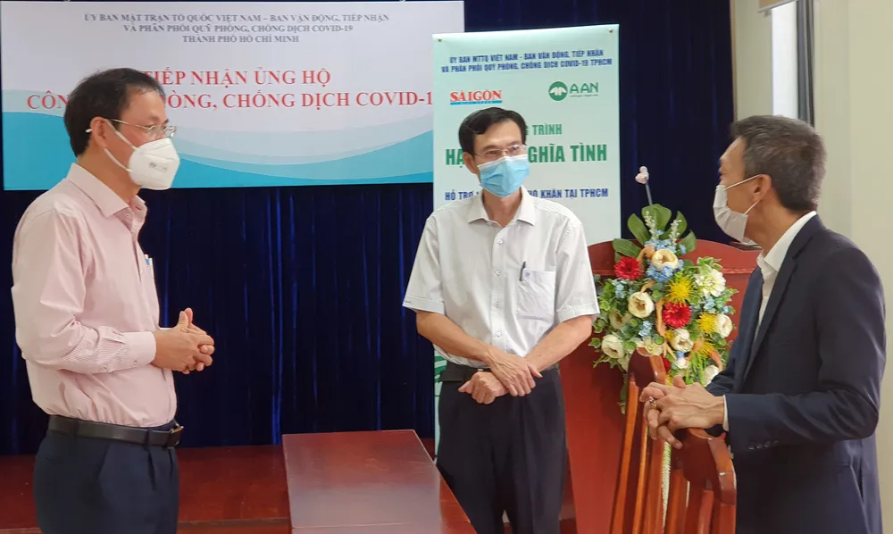 Tập đoàn Tân Long hỗ trợ 110 tấn gạo nghĩa tình ảnh 1