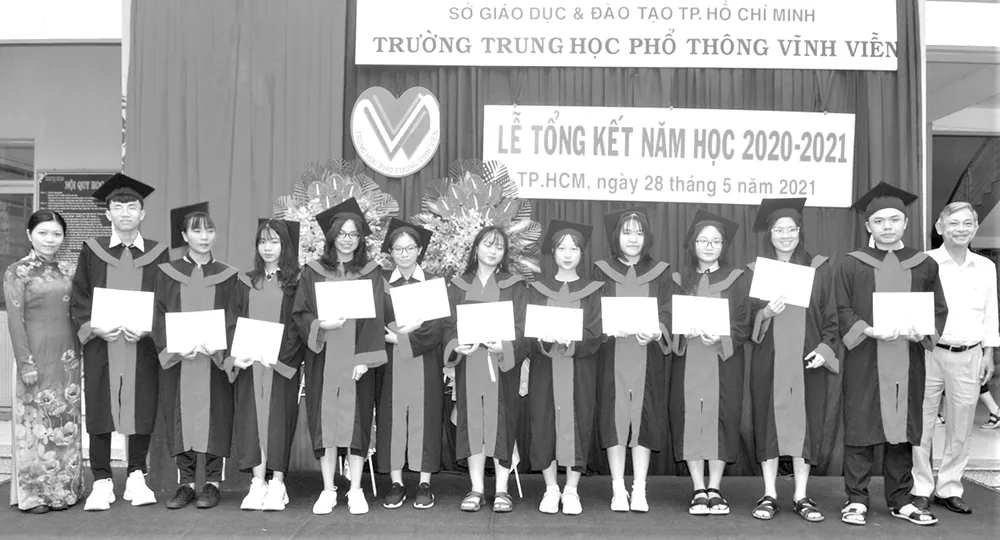 Trường THPT Vĩnh Viễn: Môi trường học tập lý tưởng của học sinh ảnh 1
