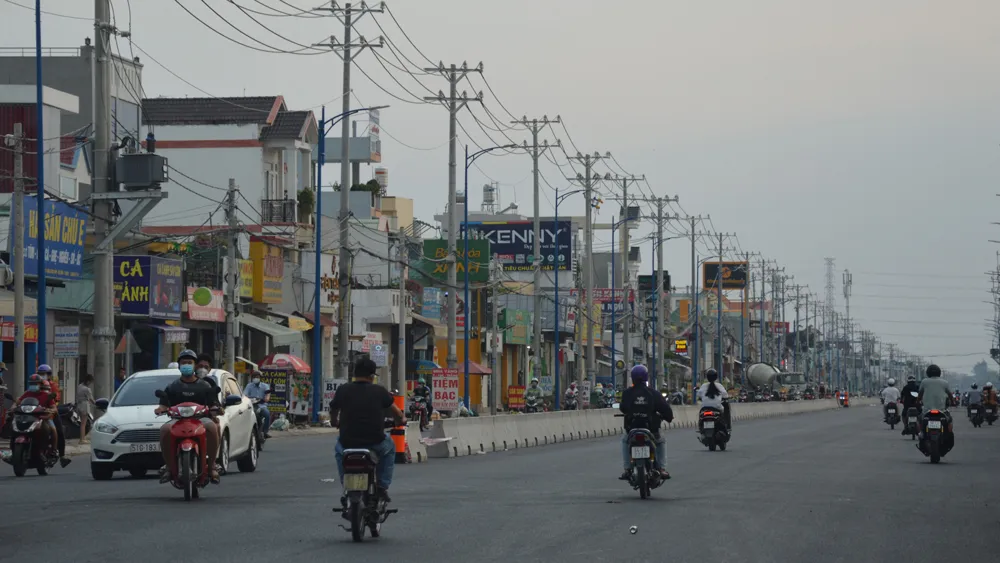 Tìm kế sách phát triển phía Tây TPHCM: Bắt đầu từ các trục giao thông ảnh 2