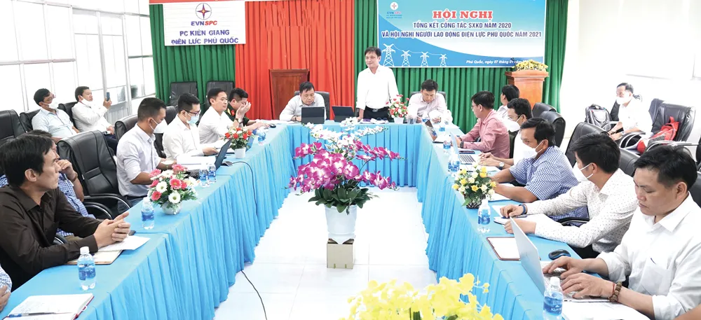 Nhiều giải pháp đẩy nhanh tiến độ công trình đường dây 220KV vượt biển Kiên Bình - Phú Quốc ảnh 1