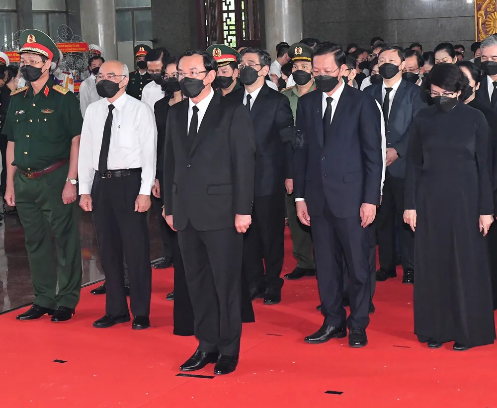 Tiếc thương người đồng chí đã cống hiến hết mình ảnh 1