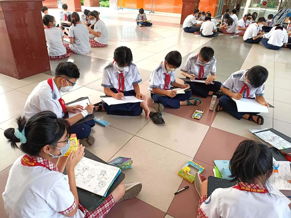 Chọn nguyện vọng lớp 10: Phụ huynh và học sinh lo lắng ảnh 1