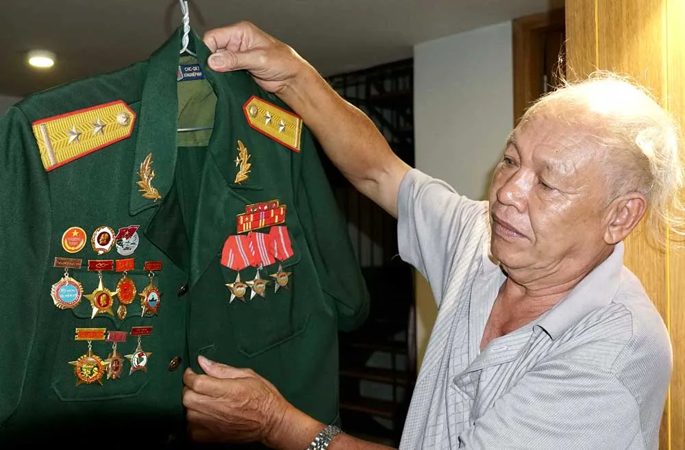 Trọn đời cống hiến ảnh 3