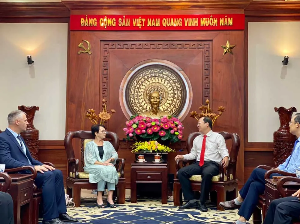 Liên đoàn Lao động TPHCM tăng cường hợp tác với Công đoàn địa phương của Nga ảnh 1