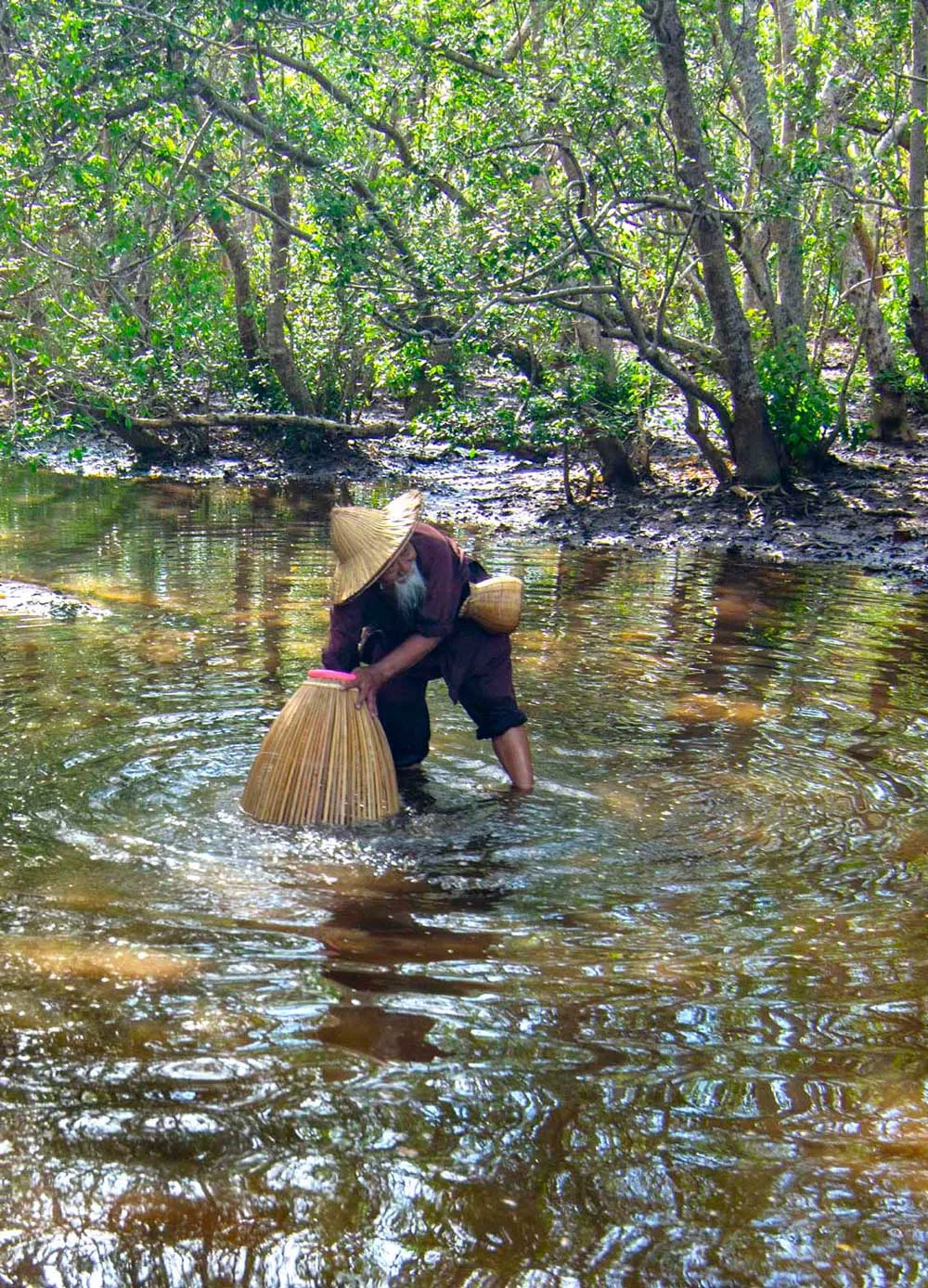 Mê hoặc Rú Chá ảnh 2