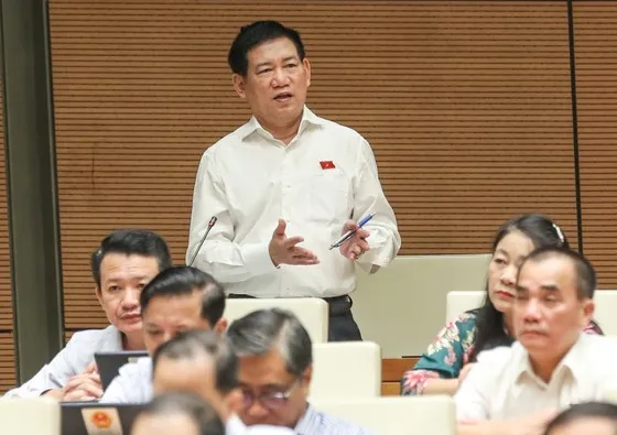 Bệnh viện tự chủ một phần, tiến tới tự chủ toàn bộ là hợp lý ảnh 2