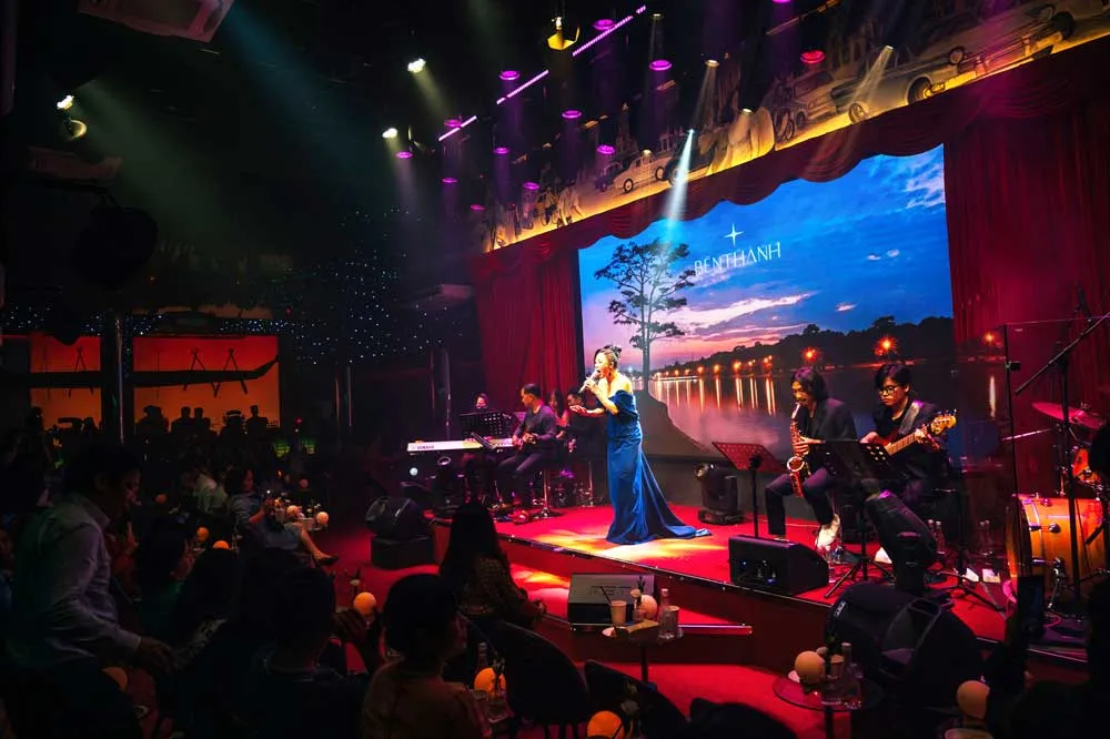 Phòng trà ca nhạc: Đầu tư lớn để đi đường dài ảnh 1