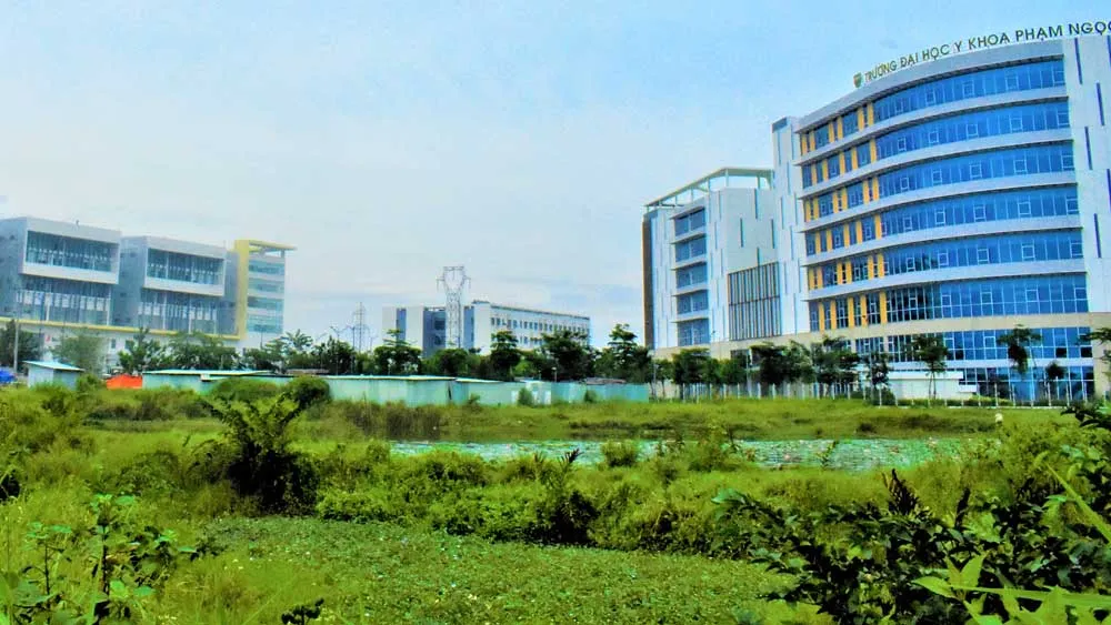 Cụm y tế Tân Kiên (xã Tân Kiên và xã Tân Nhựt, huyện Bình Chánh, TPHCM) được quy hoạch trên khu đất 21,71ha và tiếp tục mở rộng. Ảnh: QUANG HUY