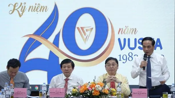 Hội thảo “Trí thức người Việt Nam ở nước ngoài tham gia xây dựng và phát triển đất nước”. Ảnh: TTXVN