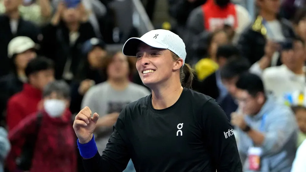 Swiatek lãnh đạo các tay vợt cùng đoàn kết lại…