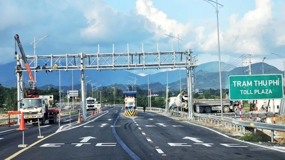 Cao tốc Nha Trang - Cam Lâm thí điểm mô hình thu phí không dừng không có barie đầu vào, có barie ở đầu ra