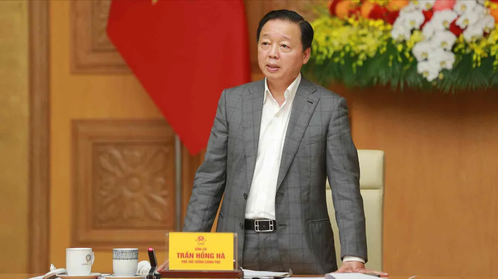 Phó Thủ tướng Trần Hồng Hà phát biểu tại cuộc họp