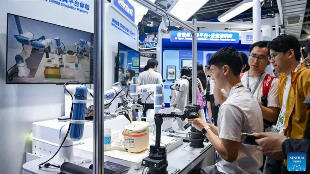 Hội thảo AI quốc tế 2025 tại Thượng Hải, Trung Quốc. Ảnh: XINHUA 