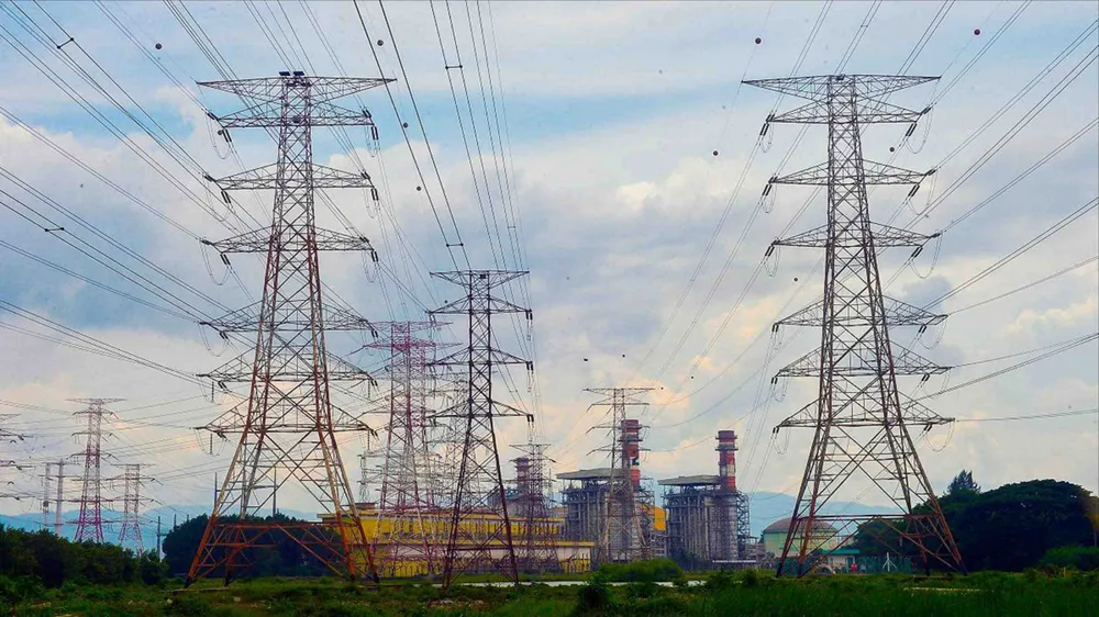 Hệ thống truyền tải điện tại Malaysia. Ảnh: THE SUN 