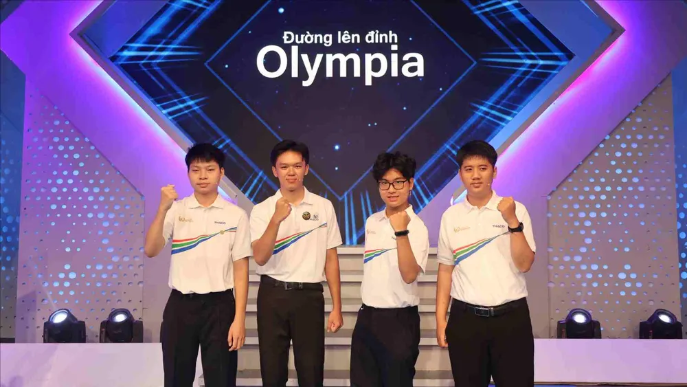 4 thí sinh sẽ tranh vòng nguyệt quế trong trận chung kết. Ảnh: VTV