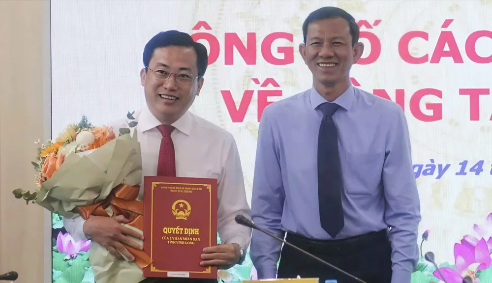 Tân Chánh Thanh tra tỉnh Vĩnh Long Võ Văn Phú